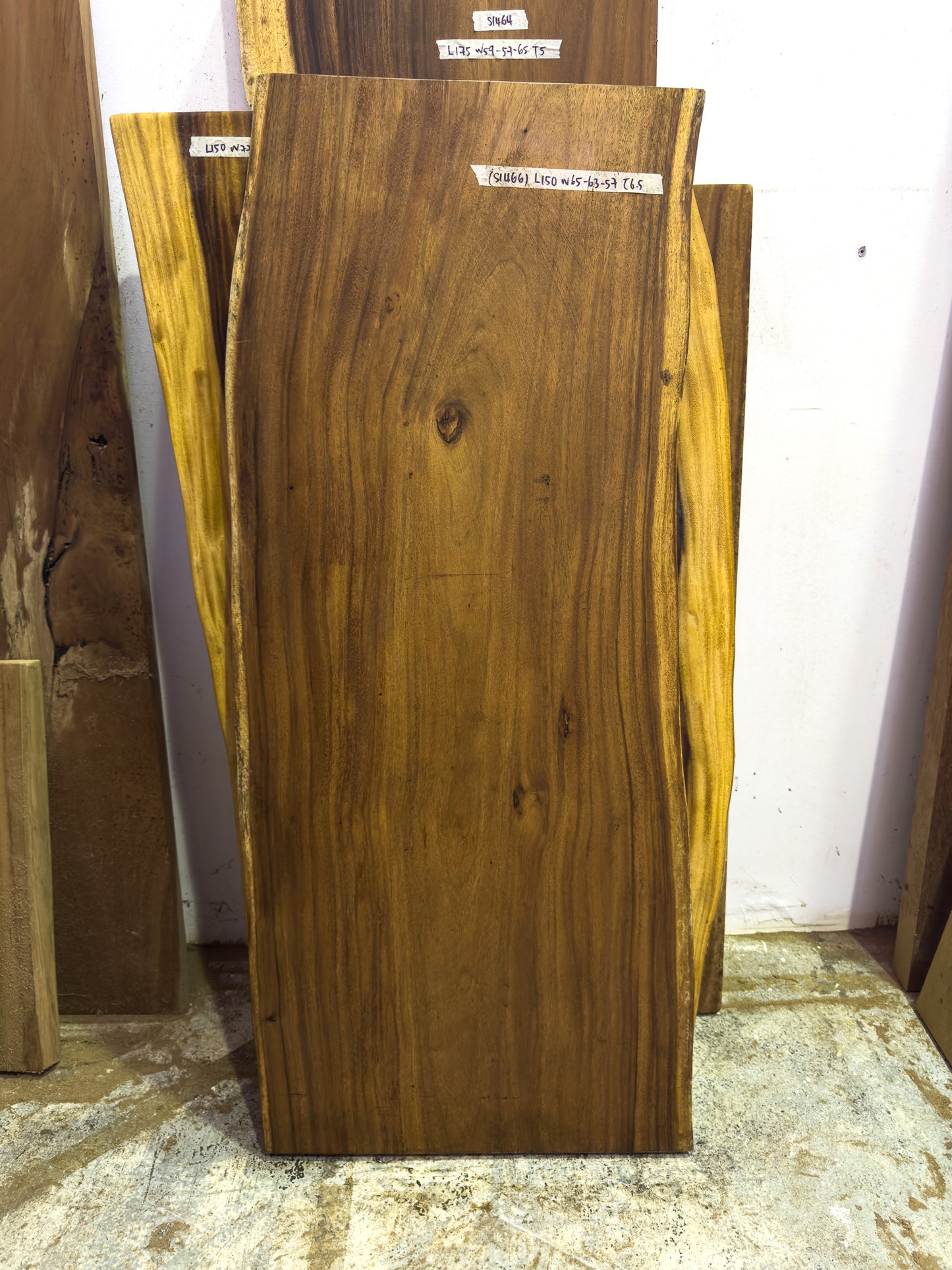 Material - Suar Wood Plank S1466