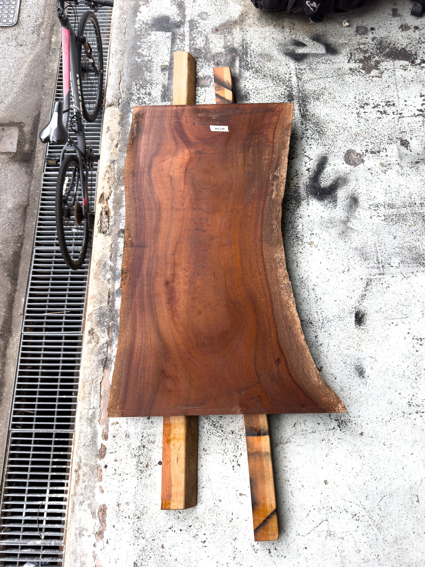 Material - Mahogany Wood Slab M0390