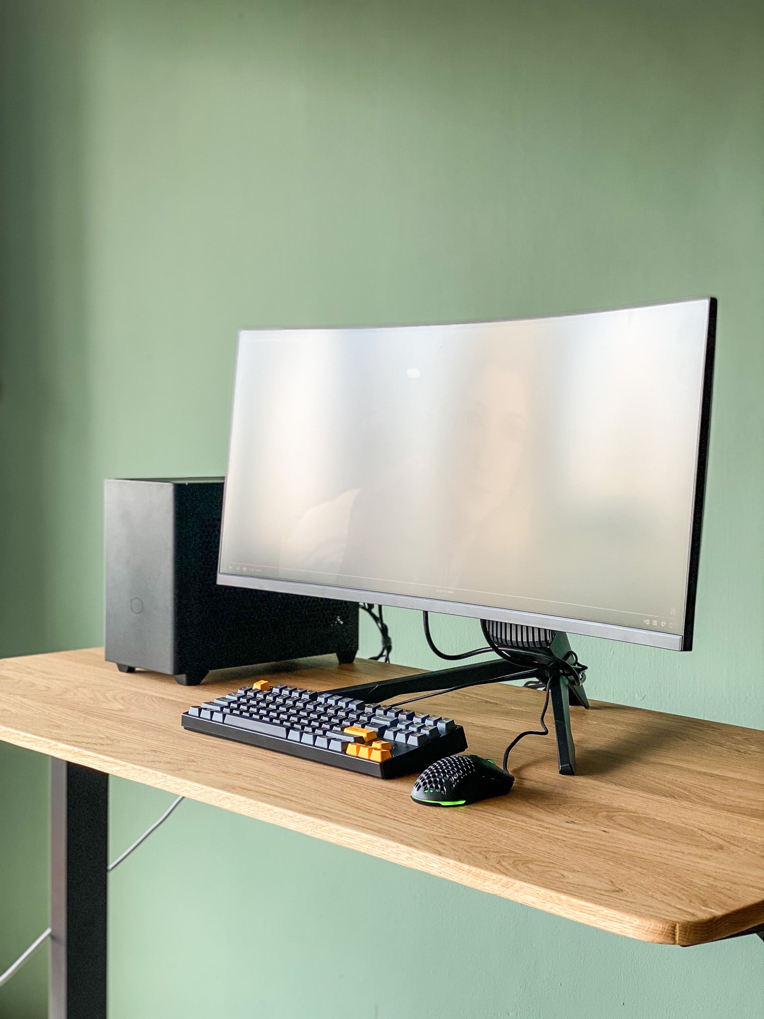 The Essential Desk - Solid White Oak – shopthetableguy